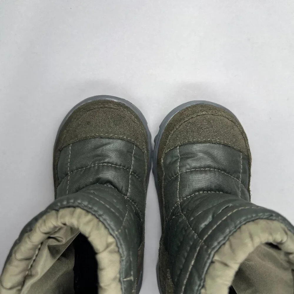 The‎ North Face Boy's Size 5 Green Winter Boots